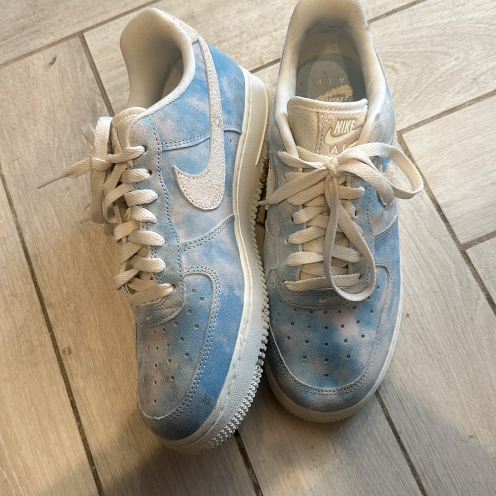 Size 8.5 Nike Air Max - Picture 2 of 3